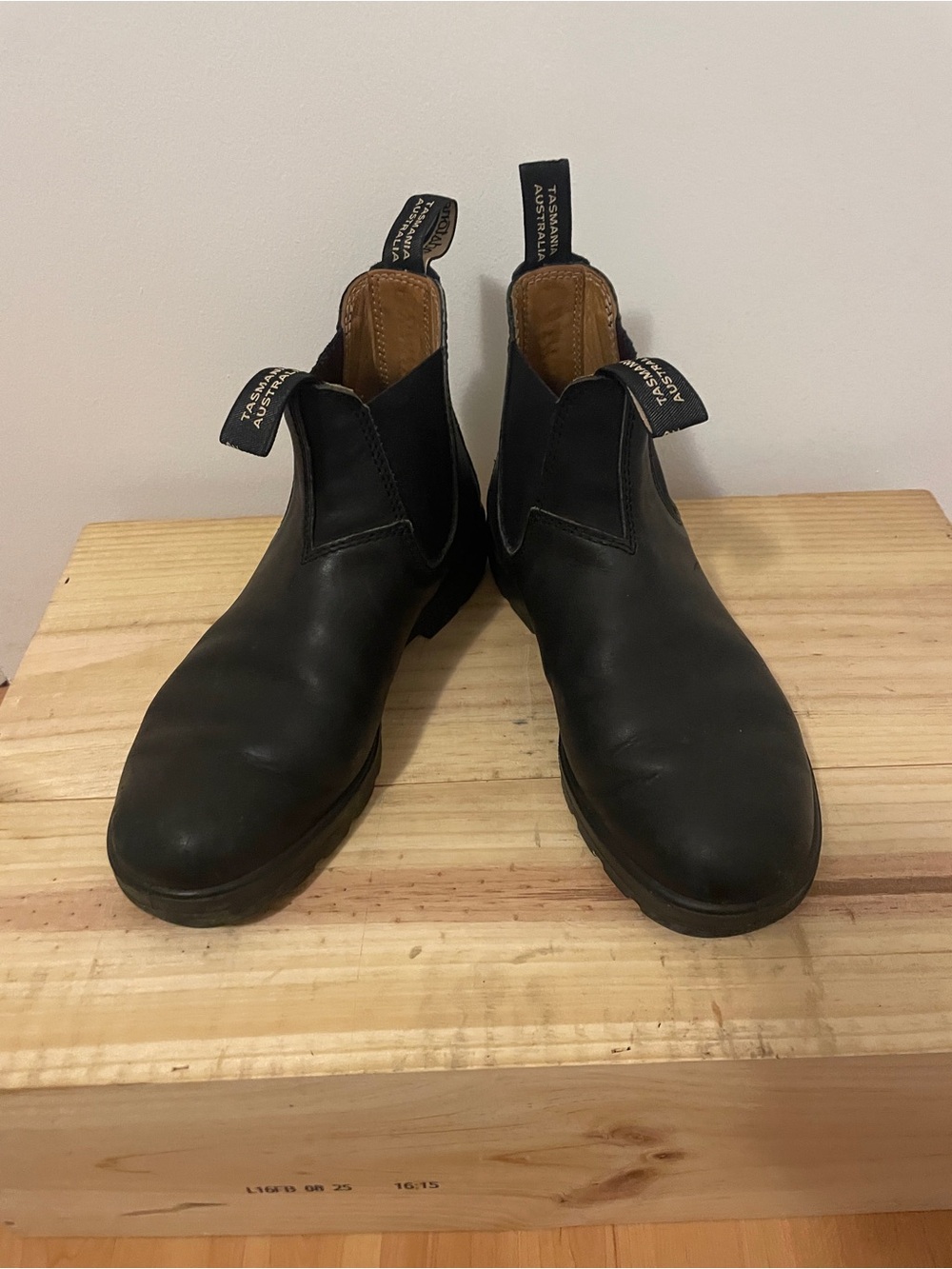 Blundstone Black Leather Boots size 9